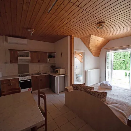 Apartamento Greta Ház *